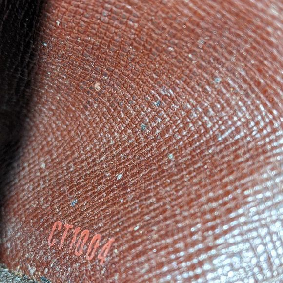 Louis Vuitton Damier Key Holder/Wallet #997💥PRICE DROP💥 - Picture 9 of 9